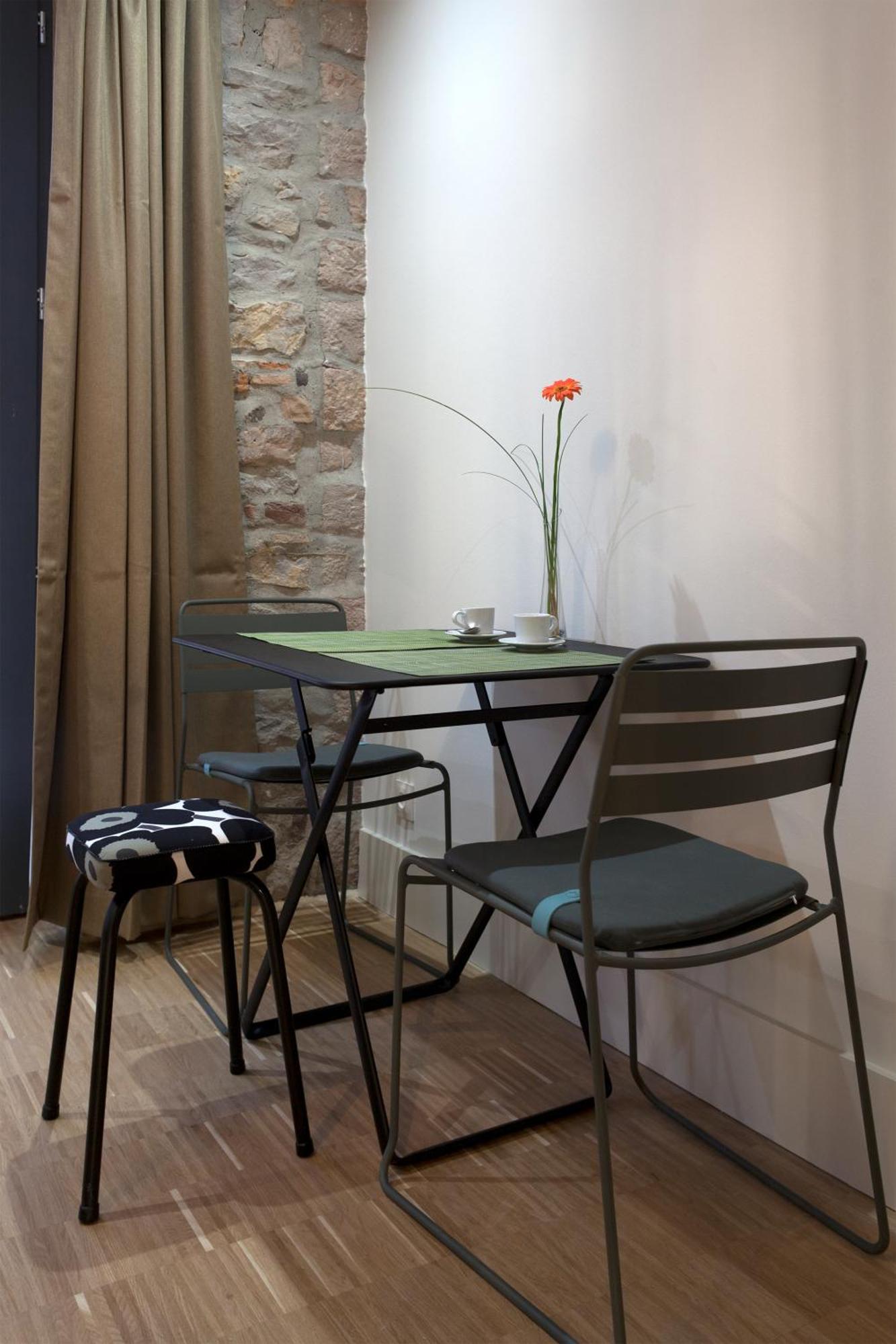 Appart Hotel Eugenie Louhans Ruang foto